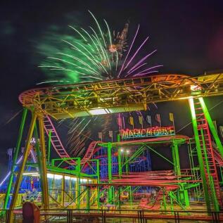 Theme Fireworks.jpg
