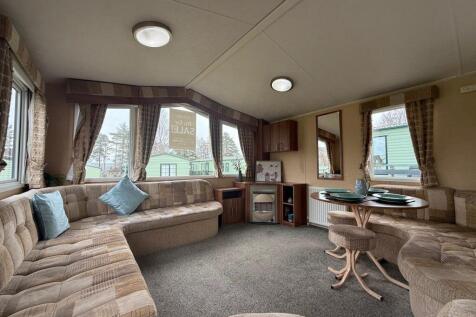 Hunters Quay Holiday Village - BK - Carnival - 200