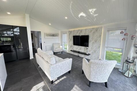 kingston Palazzo For Sale