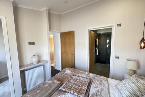 kingston Palazzo For Sale