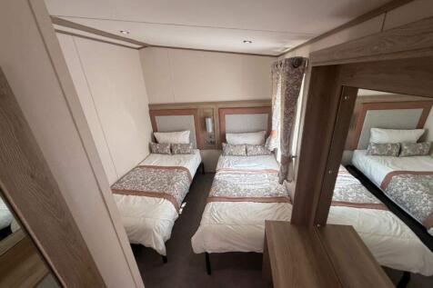 Holiday Home For Sale at woodleigh Caravan Park