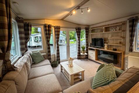 Drimsynie Holiday Village - ABI - Blenheim - 2016 