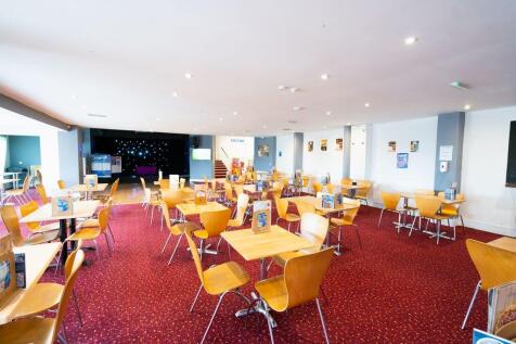 2023 Cornwall Polperro Restaurant Empty (3)