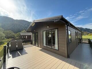 Loch Eck Country Lodges- Victory - Beechwood - 201