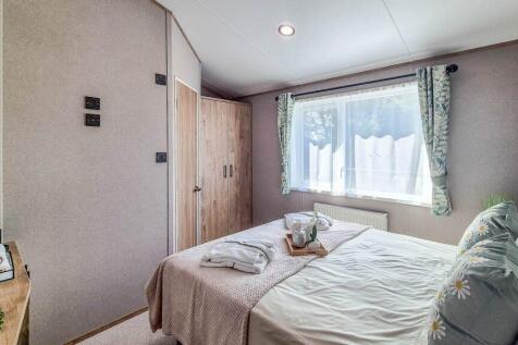 Beautiful Holiday Lodge for sale at Hedley Wood Ho