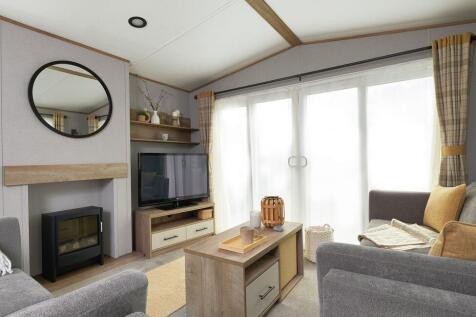 Abi Beverley Lounge Window1033