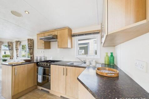 Cam02173g0 Pr0275 Still004