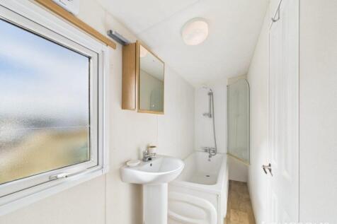 Cam02173g0 Pr0275 Still009