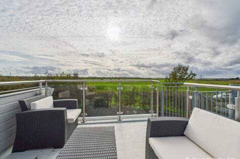 Cam02173g0 Pr0276 Still068