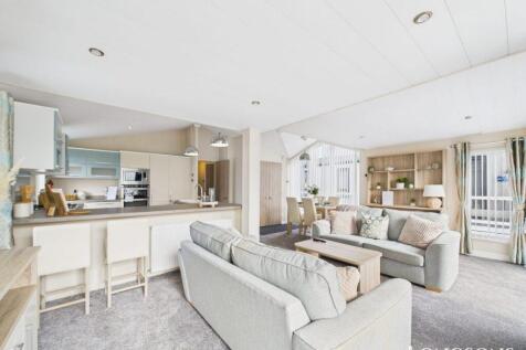 Cam02173g0 Pr0276 Still056