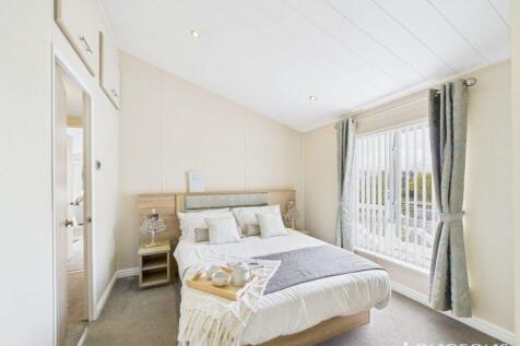 Cam02173g0 Pr0276 Still061