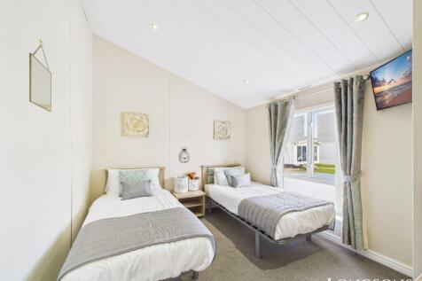 Cam02173g0 Pr0276 Still064