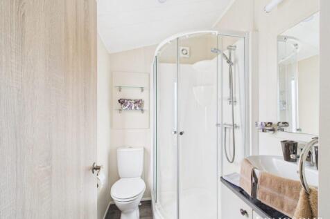 Cam02173g0 Pr0276 Still062