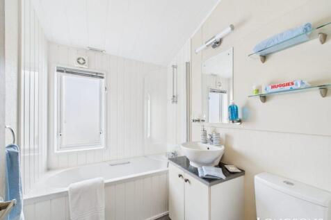 Cam02173g0 Pr0276 Still063