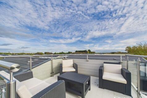 Cam02173g0 Pr0276 Still067