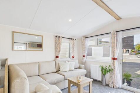 Cam02173g0 Pr0276 Still006