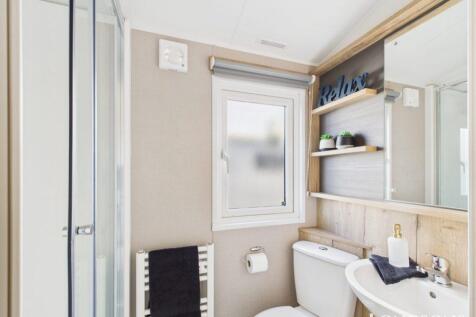 Cam02173g0 Pr0276 Still011