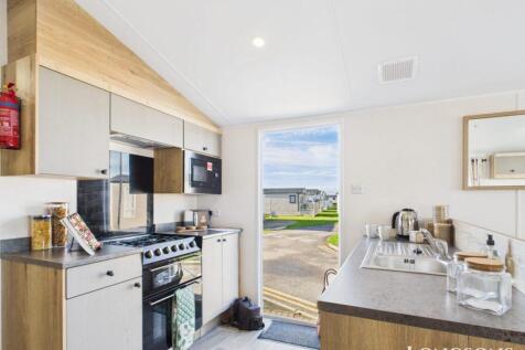 Cam02173g0 Pr0274 Still008