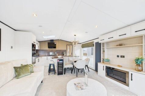 Cam02173g0 Pr0277 Still007