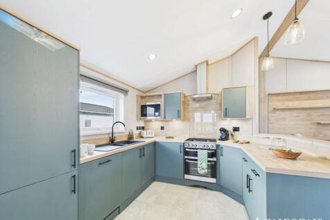 Cam02173g0 Pr0277 Still038