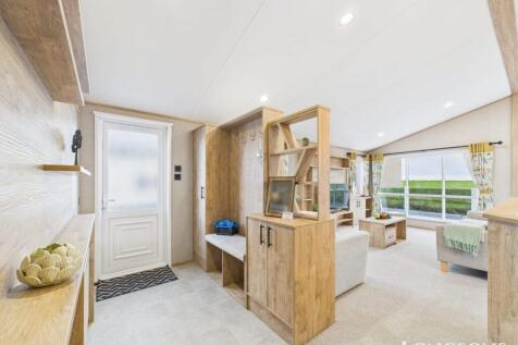 Cam02173g0 Pr0277 Still049