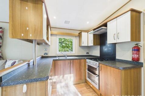 Cam02173g0 Pr0280 Still032