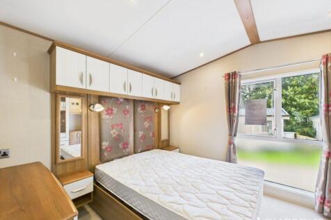 Cam02173g0 Pr0280 Still033