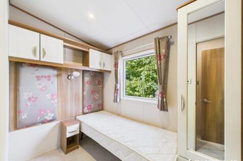 Cam02173g0 Pr0280 Still035