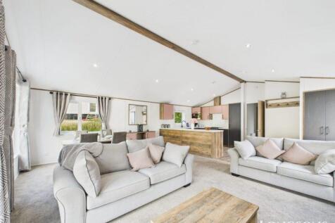 Cam02173g0 Pr0280 Still042