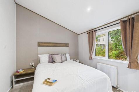 Cam02173g0 Pr0280 Still048