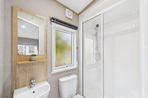 Cam02173g0 Pr0280 Still009