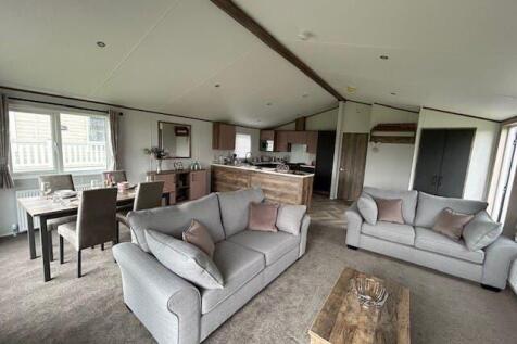 CAR0063252 - Luxury Lodge