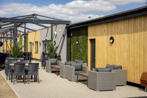 Park Holidays Felixstowe Beach New Clubhouse 2021