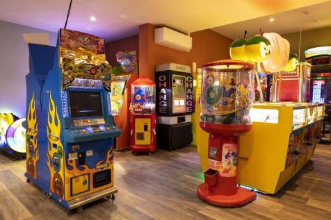 Park Holidays Felixstowe Beach New Clubhouse 2021