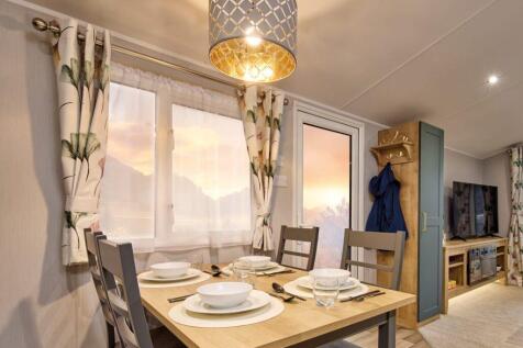 The Sierra Dinette.jpg