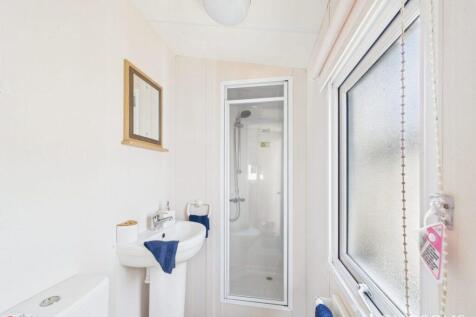 Cam02173g0 Pr0274 Still019