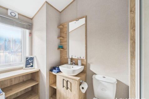 Cam02173g0 Pr0276 Still040