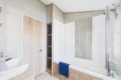 Cam02173g0 Pr0276 Still043