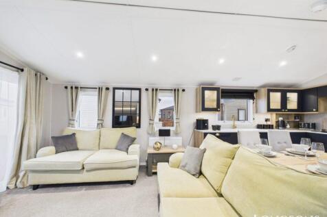 Cam02173g0 Pr0277 Still093