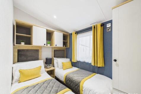 Cam02173g0 Pr0277 Still088