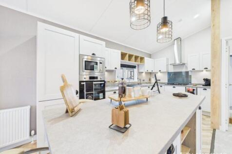 Cam02173g0 Pr0277 Still067