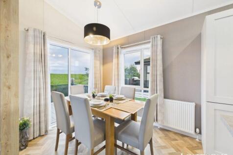 Cam02173g0 Pr0277 Still064