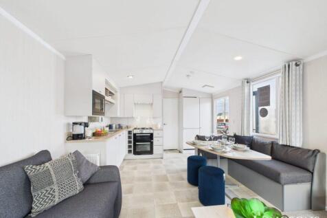 Cam02173g0 Pr0278 Still008