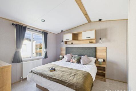 Cam02173g0 Pr0278 Still052