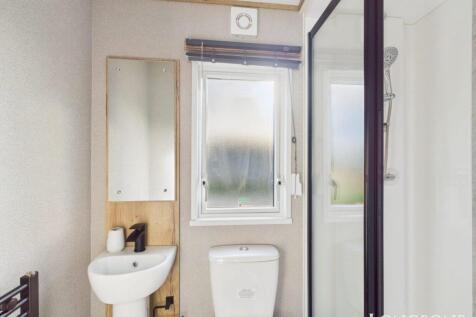 Cam02173g0 Pr0278 Still055