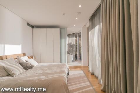 Penthouse 0310-29
