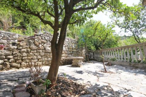 Lepetani_House