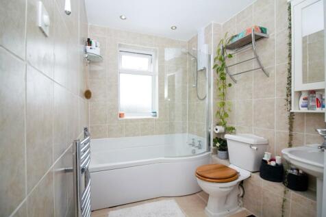bathroom-2.jpg