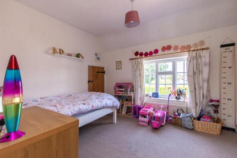 5 Scrimshire Lane-Hi-12.jpg