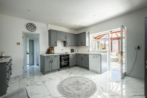 Lea cottage-hi.jpg